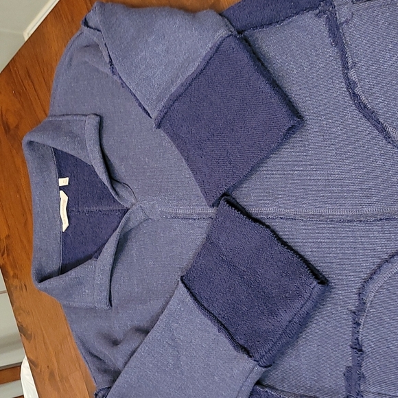 SOFT surroundings tunic top. Dark blue.  Wear with leggings or jeans - Picture 6 of 11